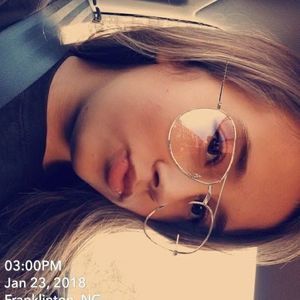 Meet your Posher, Mariah